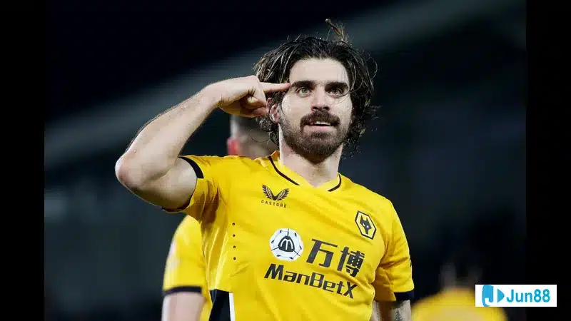 Ruben Neves nhận sự tri ân từ Liên đoàn Bóng đá Bồ